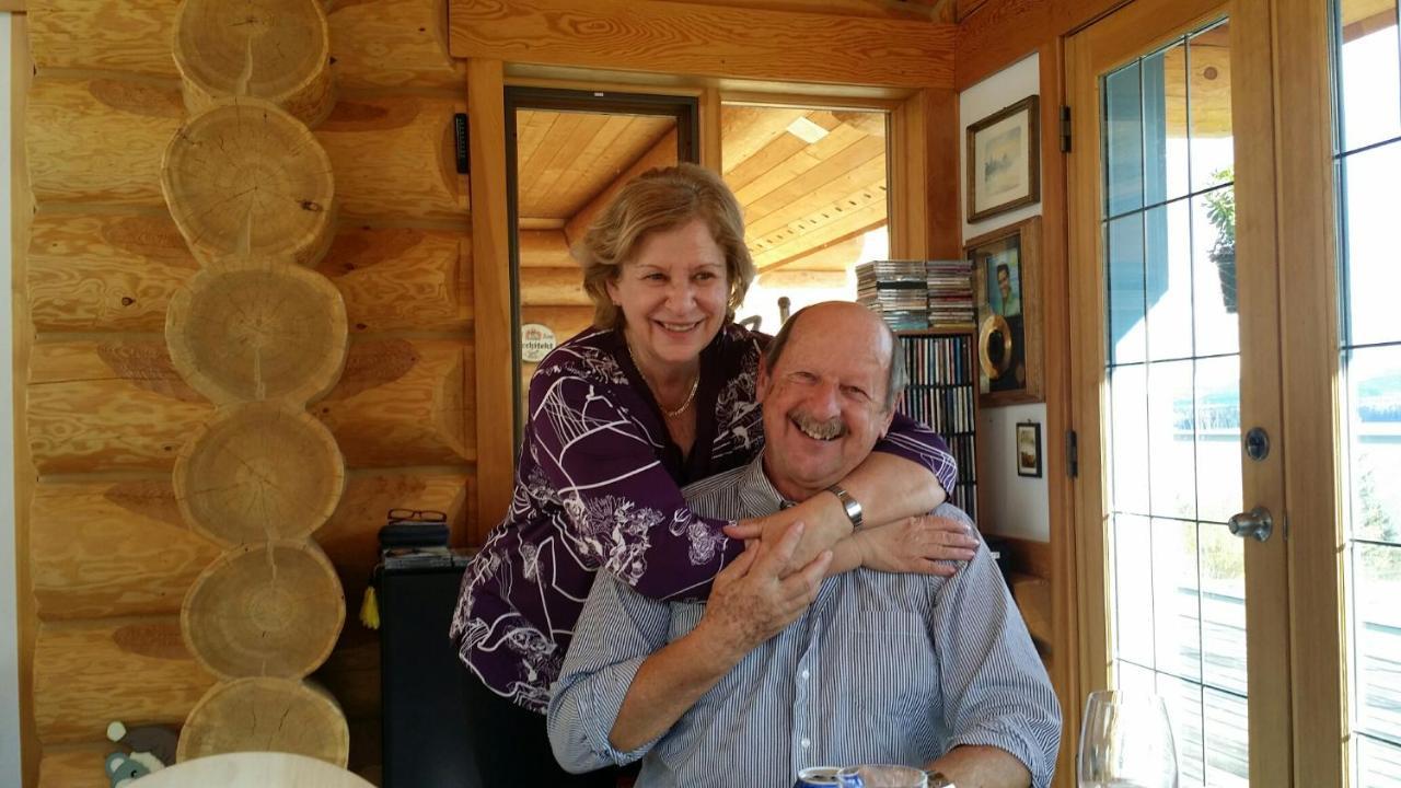 Little Black Bear Lodge/B&B Bridge Lake 외부 사진